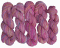 Handgesponnen wol: Gevlamd ROZE/LILA 244